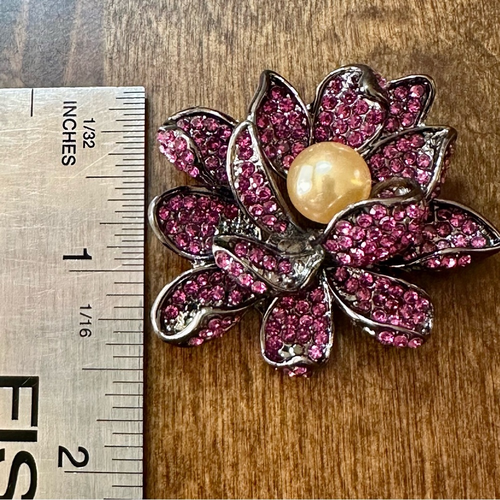 NWOT - Pink and Gold Lotus Blossom Brooch - Picture 9 of 11